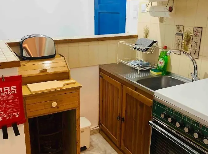 Limni No 2 Self Catering Posidhonía